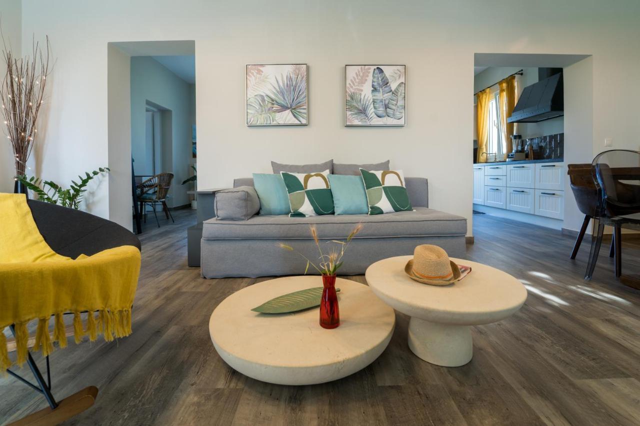 Lucas Home Lixouri Bagian luar foto